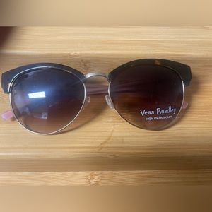 Women’s Vera Bradley frames, tourless and metal, front temple pattern, Chevron,